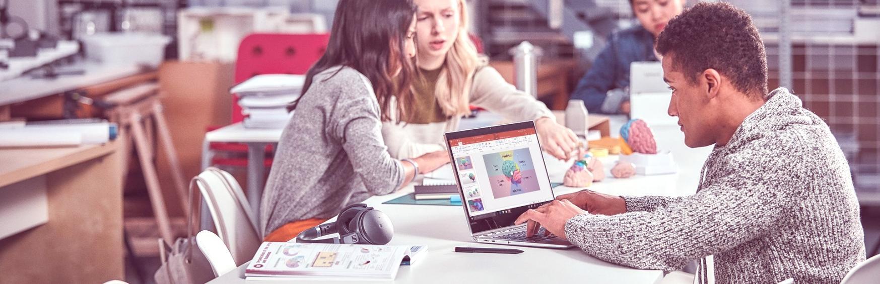 Рабочее пространство видеомонтажёра